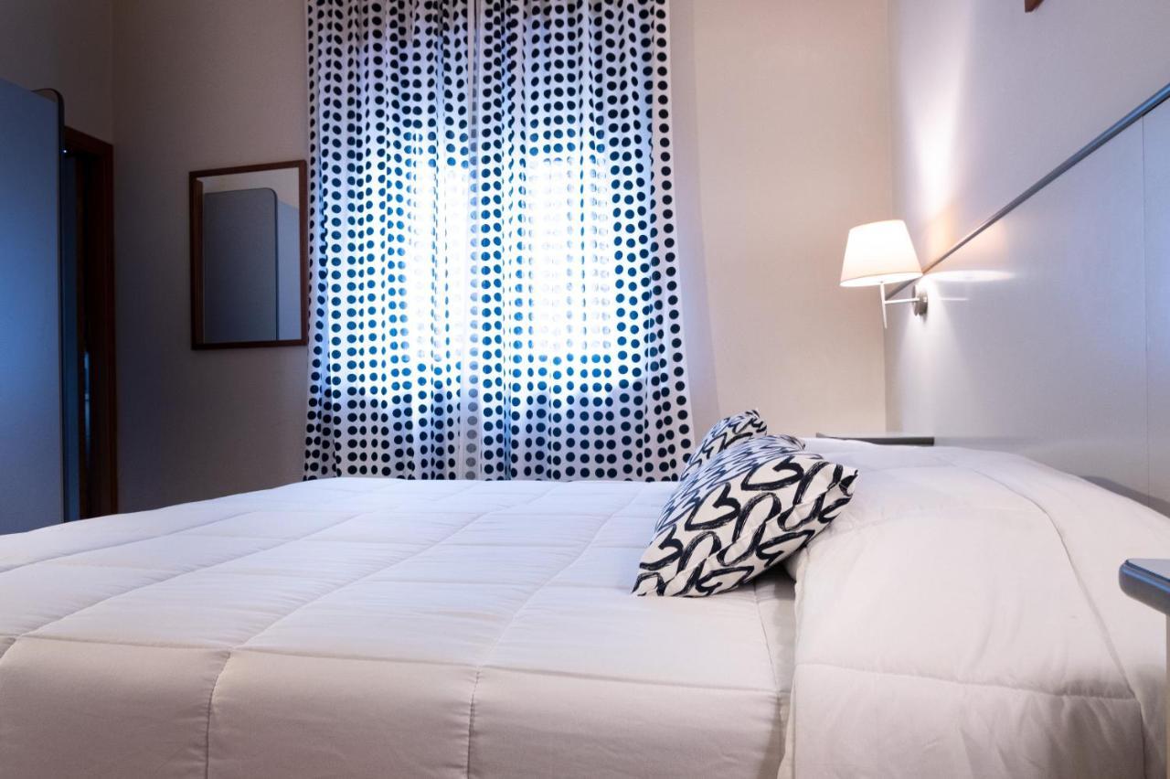 Hotel Ai Tufi Сиена Екстериор снимка