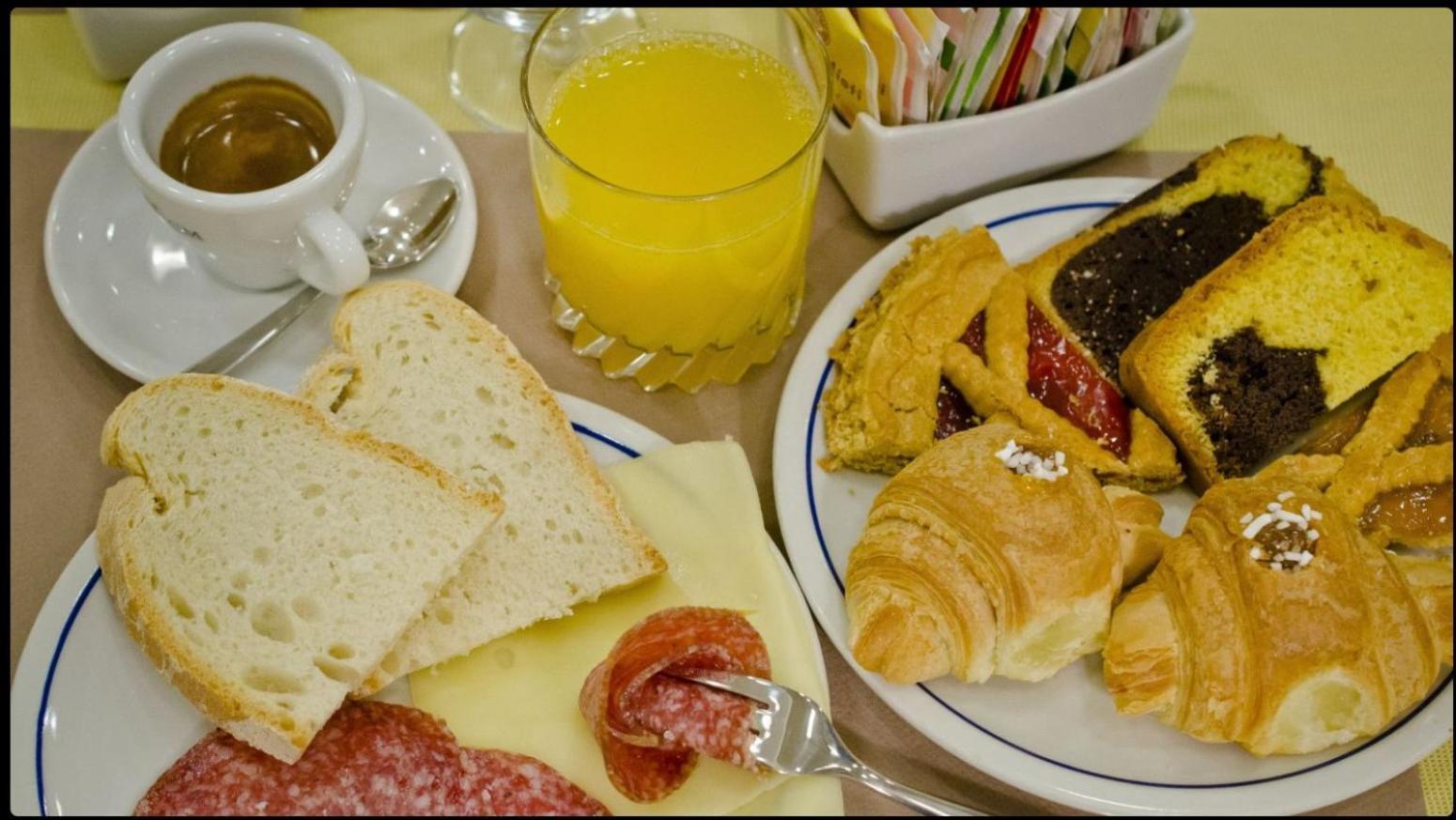 Hotel Ai Tufi Сиена Екстериор снимка